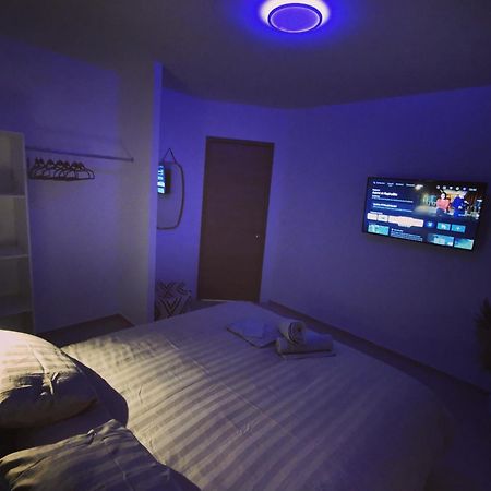 Apartamento Magnifique Duplex Neuf Parking Et Terrasse Dole Exterior foto
