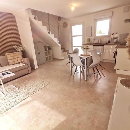 Apartamento Magnifique Duplex Neuf Parking Et Terrasse Dole Exterior foto